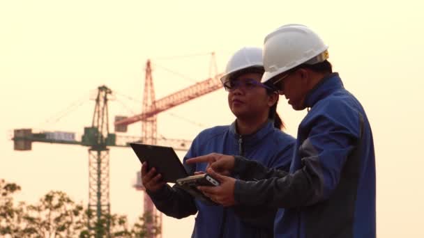 Engenheiro Inspeção Canteiro Obras — Vídeo de Stock