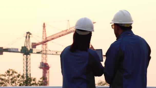 Engenheiro Inspeção Canteiro Obras — Vídeo de Stock