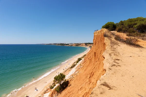 Playa de Praia da Falesia en Algarve — Foto de Stock