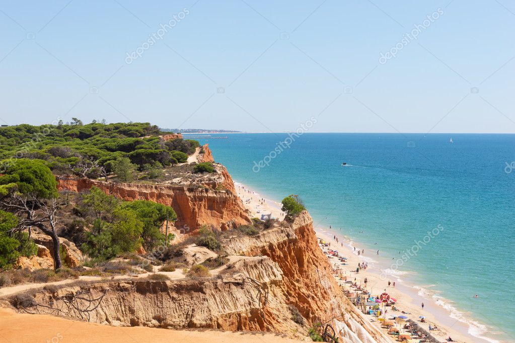 46+ Falesia Beach Background