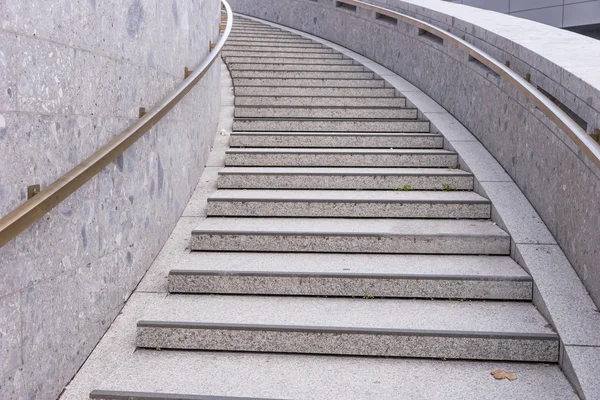 Escaleras en la ciudad — Foto de Stock