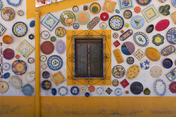 Renkli el boyalı tabak kapsar dış duvar, Portekiz