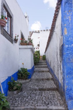 Obidos boş sokakta