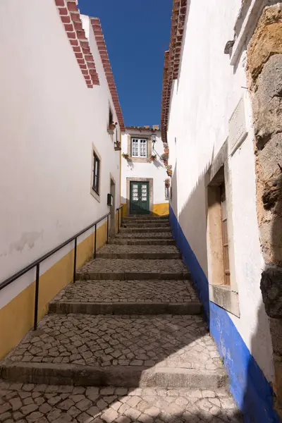 Calle vacía en Obidos — Foto de Stock