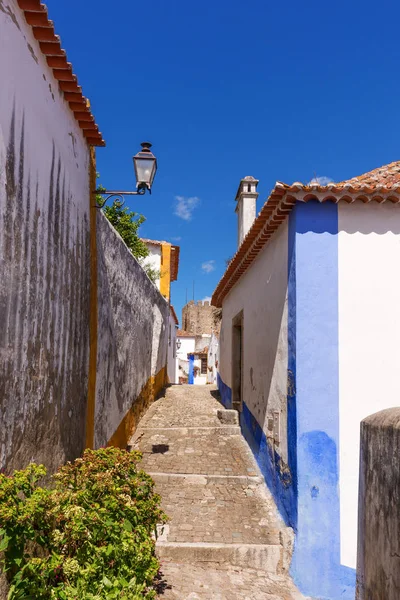 Calle vacía en Obidos — Foto de Stock