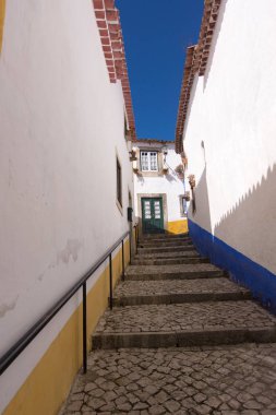 Obidos boş dar sokak