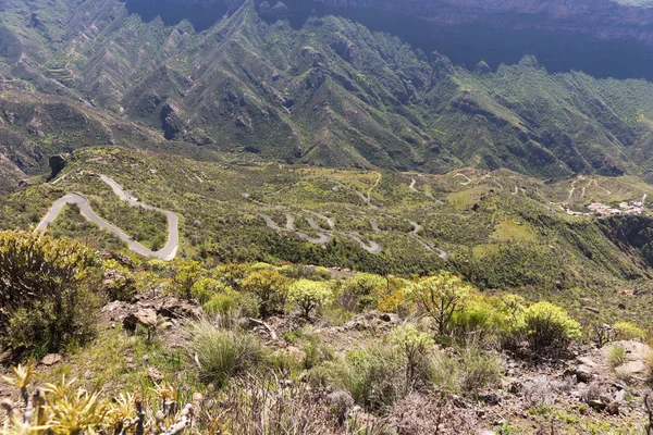 Pohled shora na horské silnice v Gran Canaria — Stock fotografie