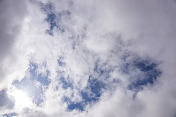 Nuvens no céu — Fotografia de Stock