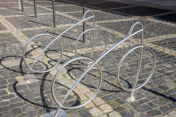 Modern bisiklet standı — Stok fotoğraf