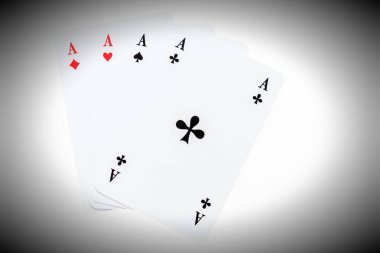 Set oyun kağıdı, tüm dört cins ası