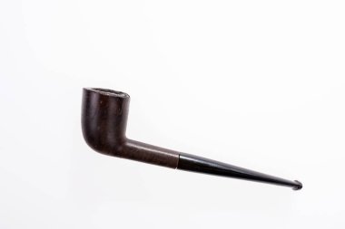 İzole kahverengi ve siyah boru