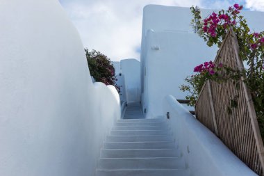 Merdivenden Oia güzel şehir Santorini Adası