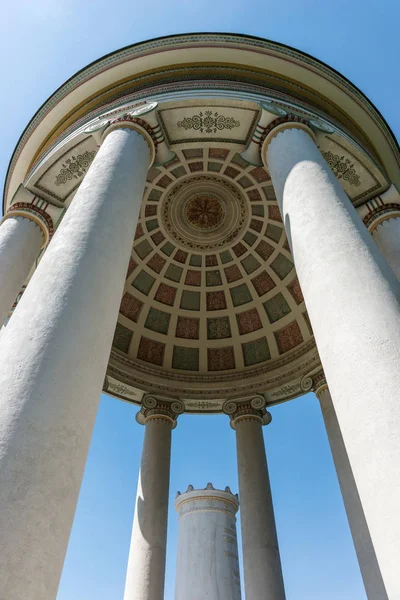 Detalle Del Templo Monopteros Jardín Inglés Munich Alemania —  Fotos de Stock