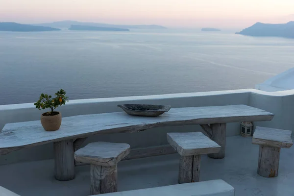 Teras Dengan Pemandangan Laut Mediterania Oia Santorini — Stok Foto