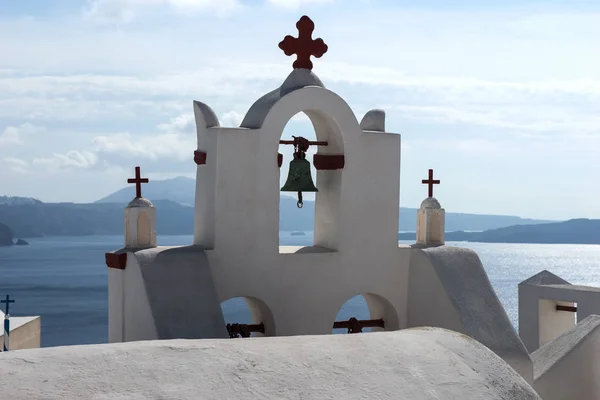 Klokkentoren Van Een Orthodoxe Kerk Santorini Griekenland — Stockfoto
