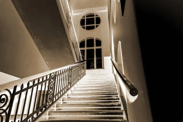 Old Stairs Decorative Staircase Old Mansion — Stock Photo, Image