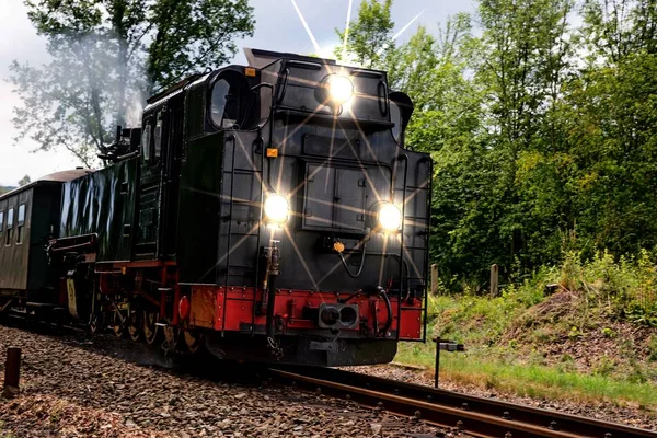 Tren Histórico Vapor Negro Con Luces —  Fotos de Stock