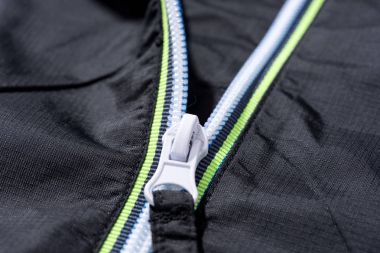 Arka plan olarak kullanmak için bir siyah spor ceket açık ZIP