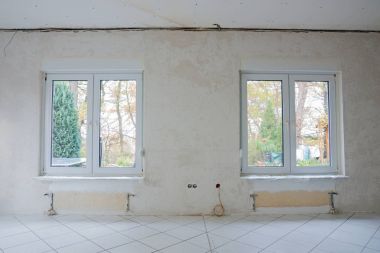 İç daire yenileme altında bir oda