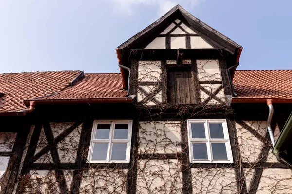 Средневековый Полудеревянный Дом Центре Города Вернигероде Германия — стоковое фото