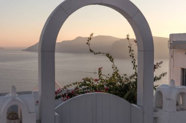 Gün batımı, Oia, Santorini Akdeniz'e bakan kapı