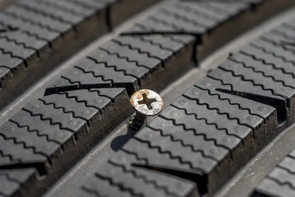 Tornillo Metal Neumático Dañado Antes Reparación — Foto de Stock