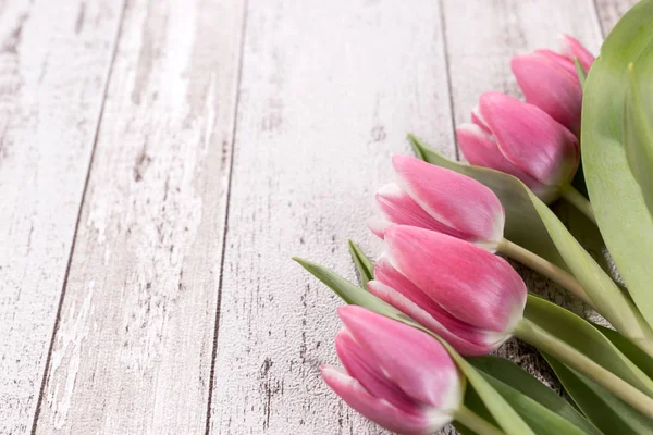 Stelletje Tulpen Houten Achtergrond Tulpen Bloem Achtergrond — Stockfoto