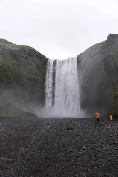 Wodospad Skogafoss Islandzkim Krajobrazie Przyrody Europa — Zdjęcie stockowe