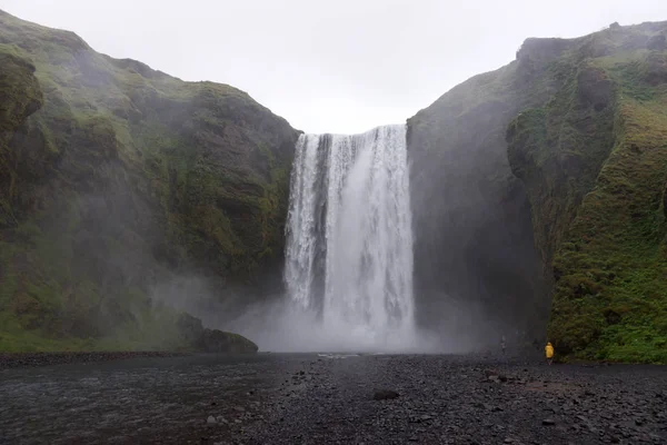 Wodospad Skogafoss Islandzkim Krajobrazie Przyrody Europa — Zdjęcie stockowe