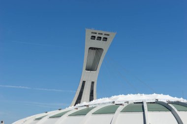 Montreal Olimpiyat Stadyumu. Quebec 'te. Kanada mı? Gelecekçi mimari