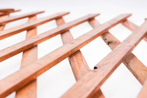 Struktura Dřevěné Mříže Izolované Bílém Pozadí Přírodní Dřevěná Diagonální Mříž — Stock fotografie