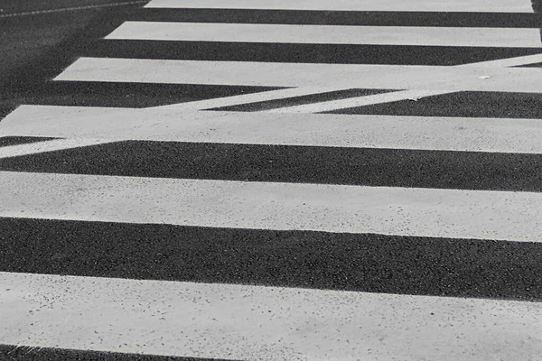 Zwarte Witte Strepen Straat Textuur Achtergrond — Stockfoto