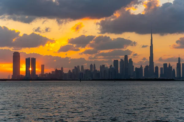 Dubai Emirados Árabes Unidos 2020 Pôr Sol Colorido Sobre Icónicos — Fotografia de Stock