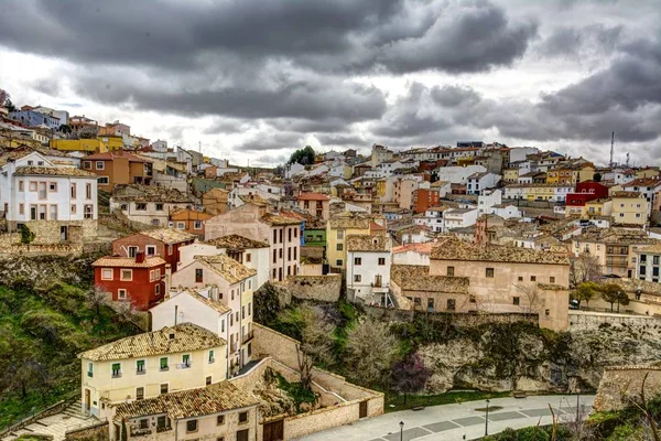 Cuenca. Domy. Španělsko. — Stock fotografie