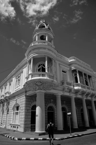 Casa Estilo Colonial Cidade Cubana Cienfuegos Esta Cidade Foi Declarada — Fotografia de Stock