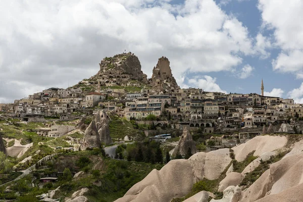 Turistické Město Uhisar Známé Jako Střecha Cappadocia Hrad Pohled Zvenčí — Stock fotografie