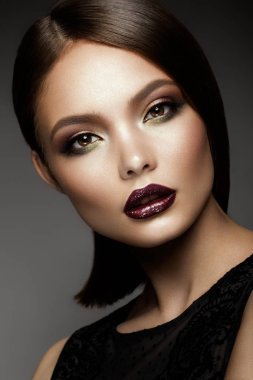 Parlak makyaj ile Beautyful Kız