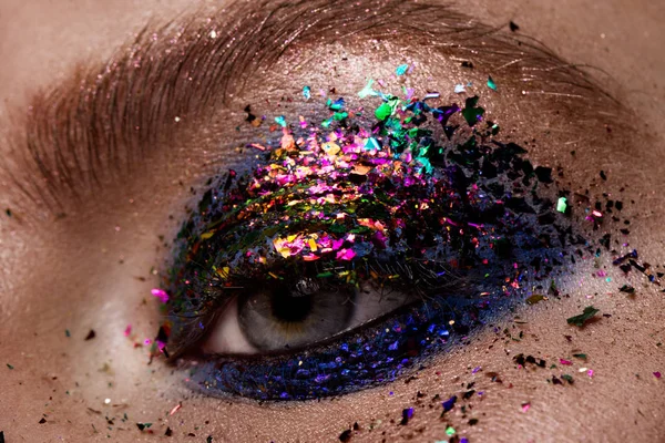 Eye Makeup. Beautiful Eyes Glitter Make-up. — Stock Photo, Image