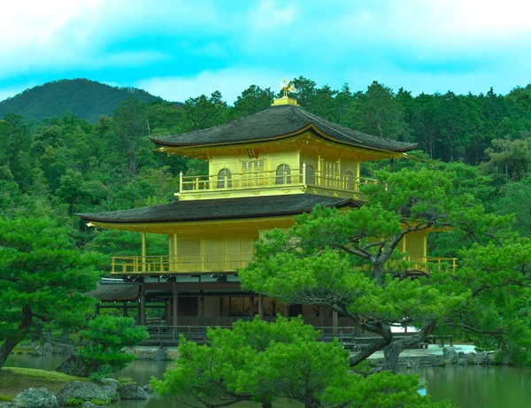Japonya Kyoto Güzel Bir Altın Pavyon — Stok fotoğraf