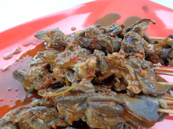 Sate Siput Sate Bekicot Piring Merah — Stok Foto