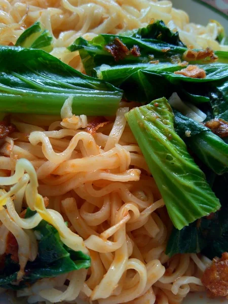 Sült Tészta Mie Goreng Zöldségekkel Indonéz Konyha Utcai Kaja Egy — Stock Fotó