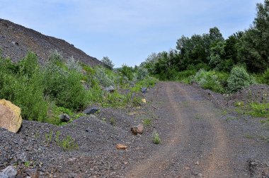 Sanayi ocakları dağlardan Rock döker