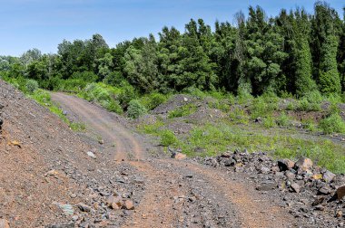 Sanayi ocakları dağlardan Rock döker