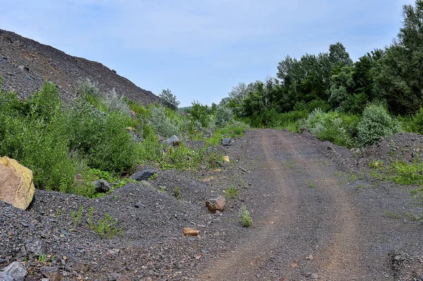 Sanayi ocakları dağlardan Rock döker