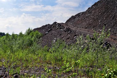 Sanayi ocakları dağlardan Rock döker