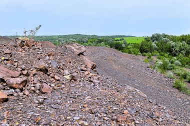 Tarak makine kazı Hafriyat, taş ocağında işe