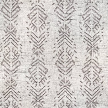 Baskılı döşeme, eski ve yıpranmış koltuk örtüsü.