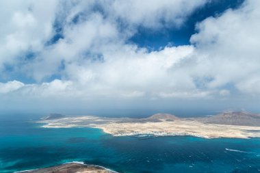 La Graciosa manzarası, Mirador del Rio, Lanzarote, Kanarya Adaları, İspanya.