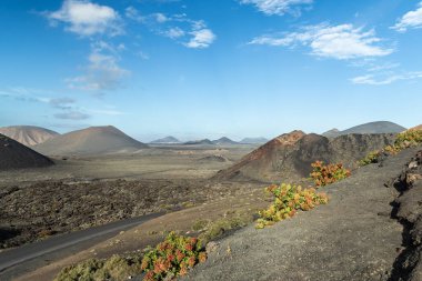 Fuerteventura, Kanarya Adaları, İspanya 'daki Timanfaya Doğal Parkı manzarası. Volkanik manzara.