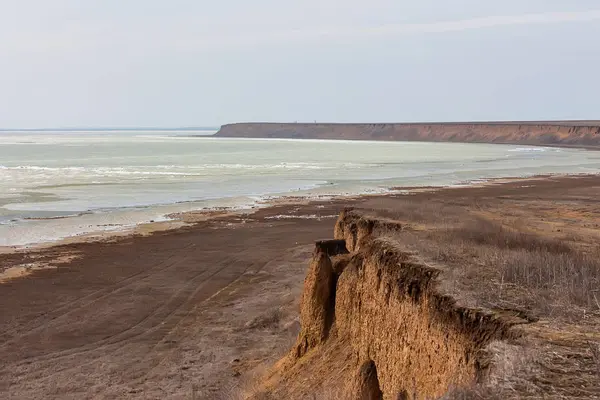 Tuz Gölü kıyısında ile manzara — Stok fotoğraf